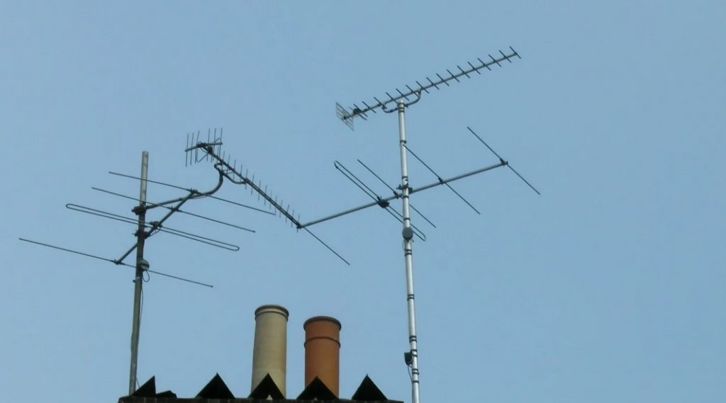 вид общедомовой антенны